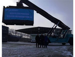 集裝箱正面吊的出車操作方法是什么？